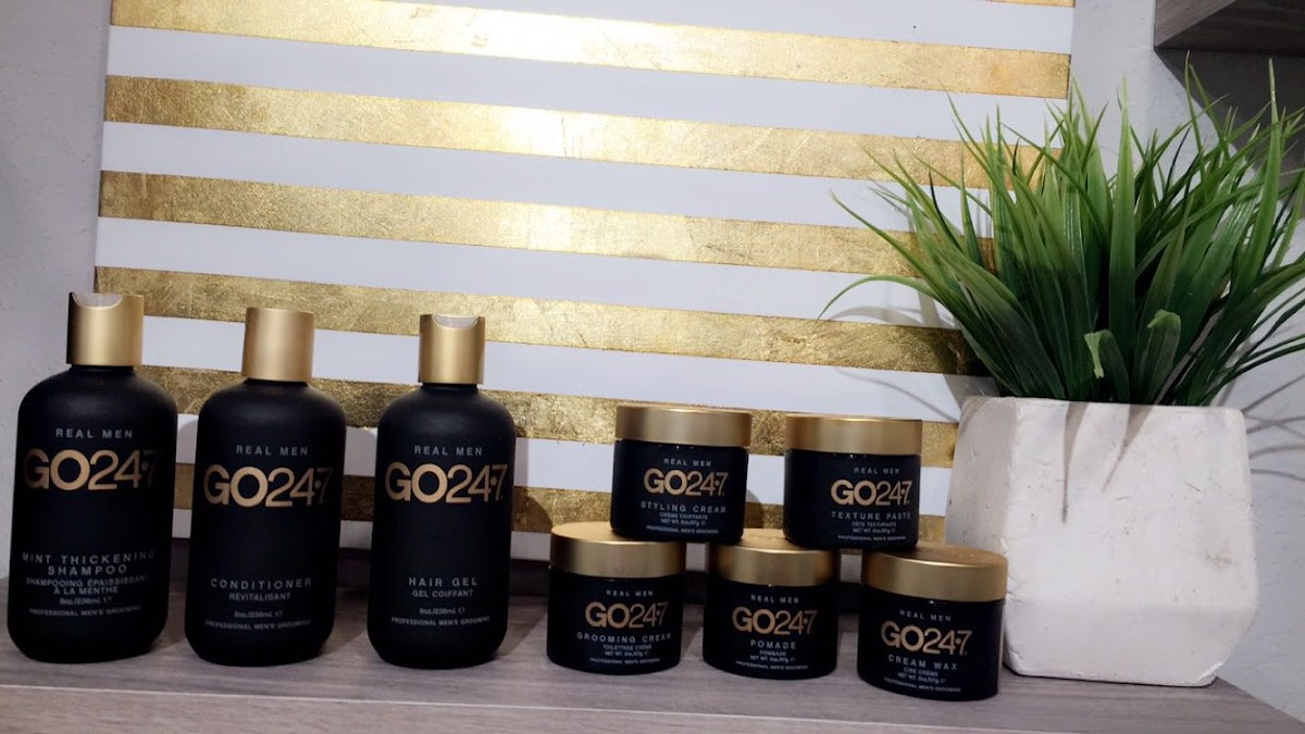 k r ō m a hair studio